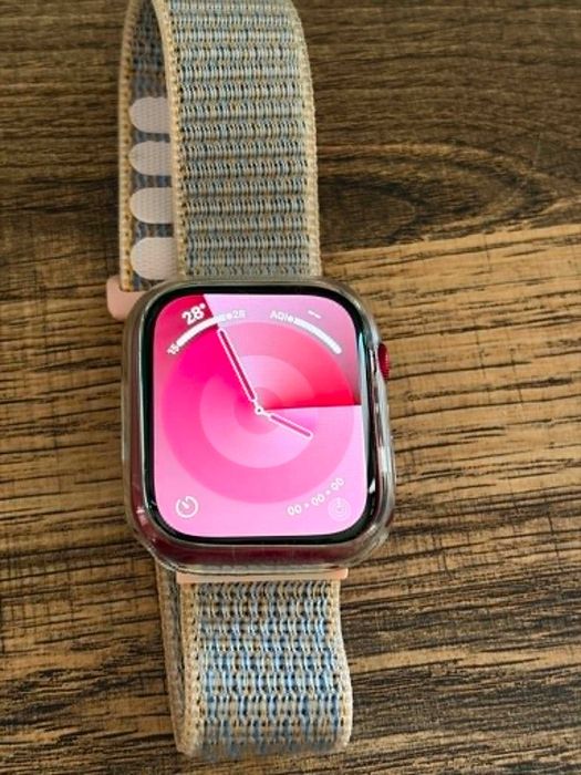 Смарт часовник Apple Watch 7 червен 85% батерия