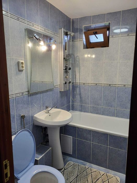 Vand apartament, 3 camere decomandate,72 mp utili,  Str.Nordului Bacau