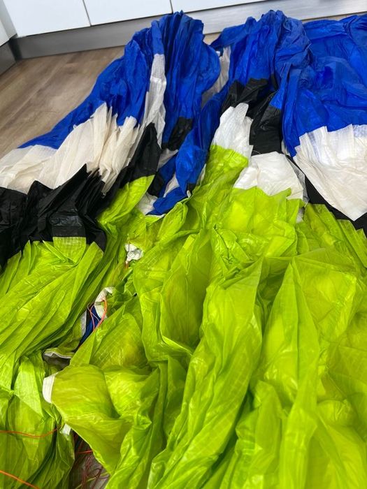 Продавам крило Independence Geronimo 2 размер M (80-105)