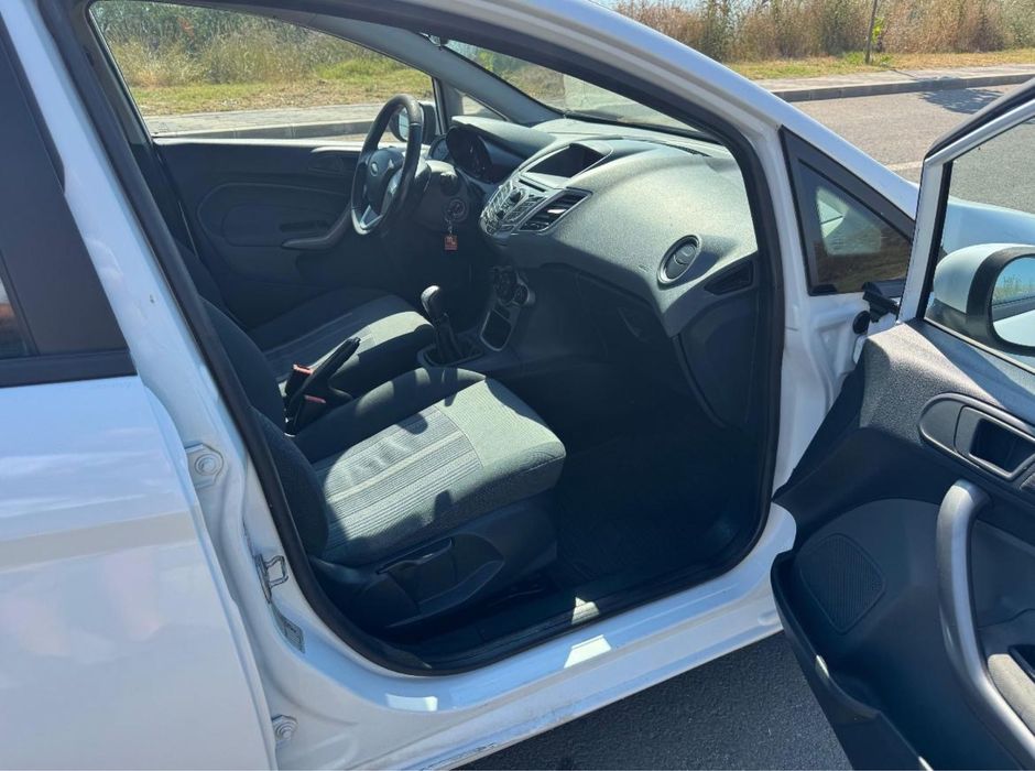 Ford Fiesta 1.6 diesel 90cp AC functional