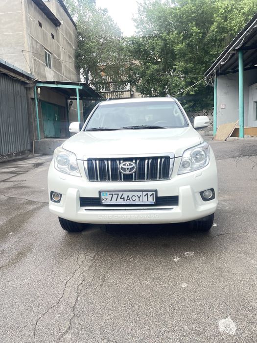 Автомобил Тойота Прадо 150