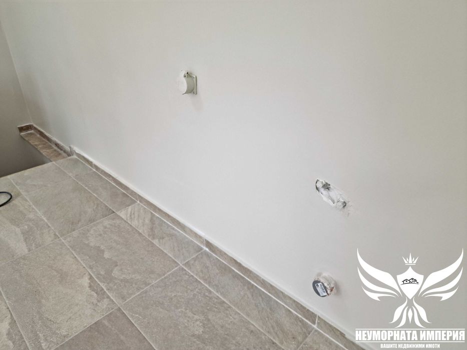 Под наем помещение, ателие, магазин, офис, склад 60кв.м. гр.Асеновград