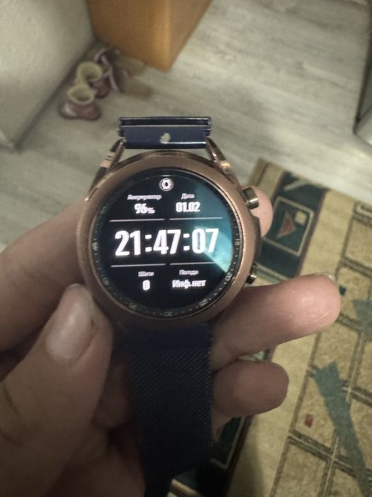Продам часы galaxy watch 3