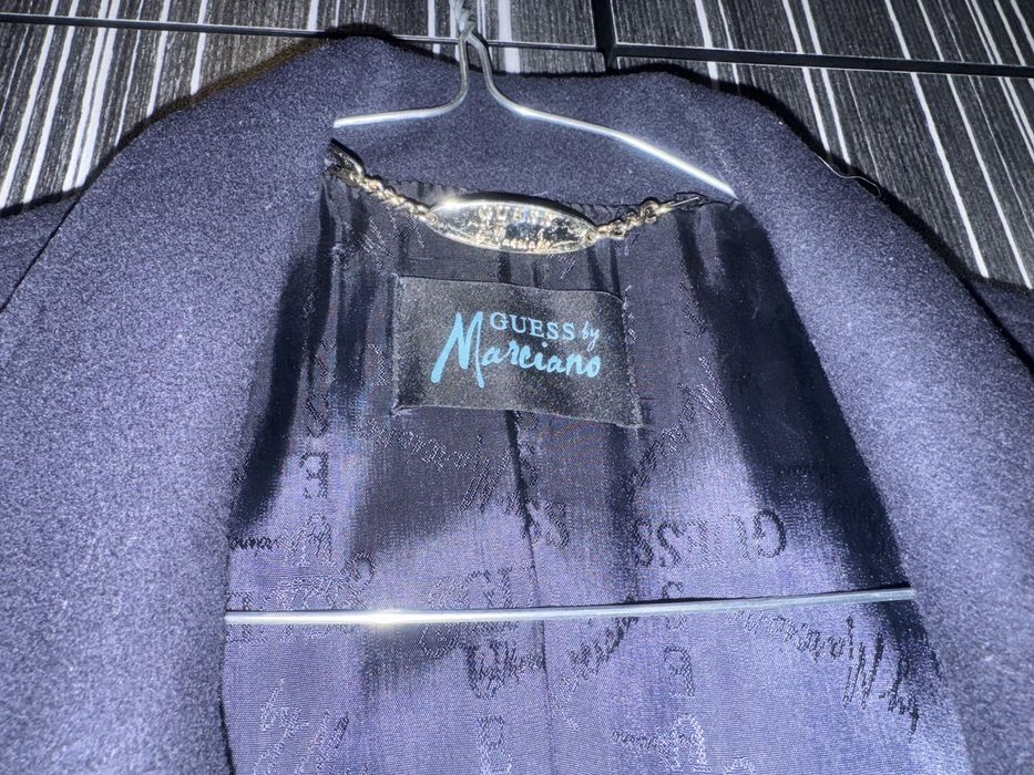 Зимно яке и дълго вълнено палто Guess