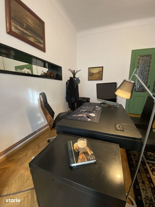 Sediu profesional ultracentral + mansardă | parcare | 218 mp