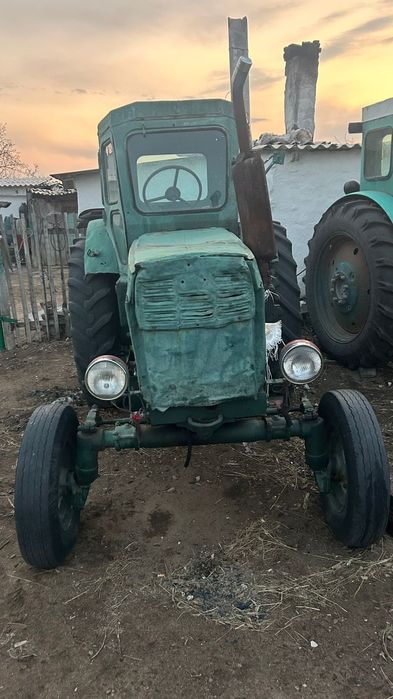 Продам трактор т40