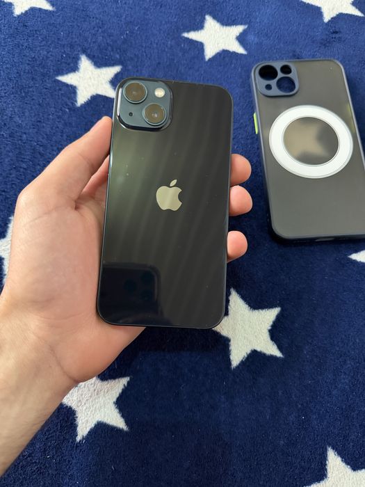 Vand iPhone 13 black in stare perfecta