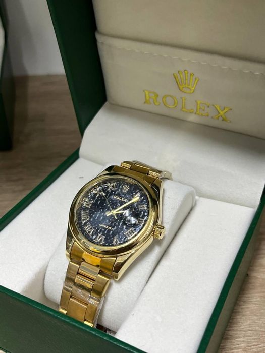 Часы Rolex Gold