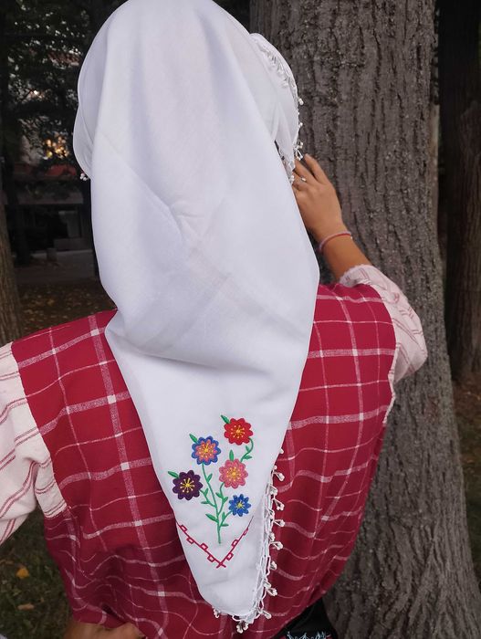 Памучни Забрадки с бродерия