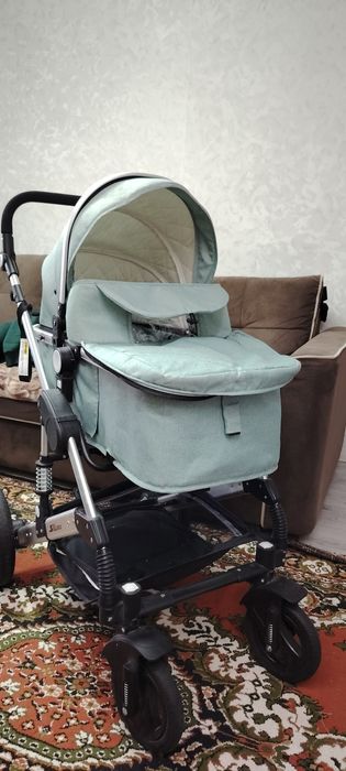 Продам детскую коляску