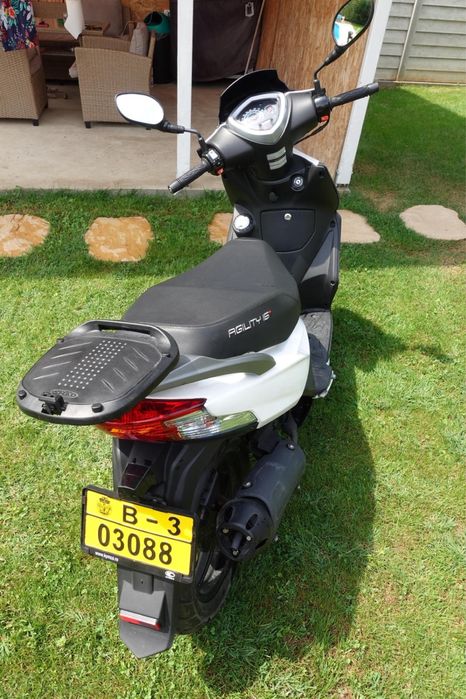 Scuter KYMCO Agility 49 CC, se poate conduce de la 16 ani