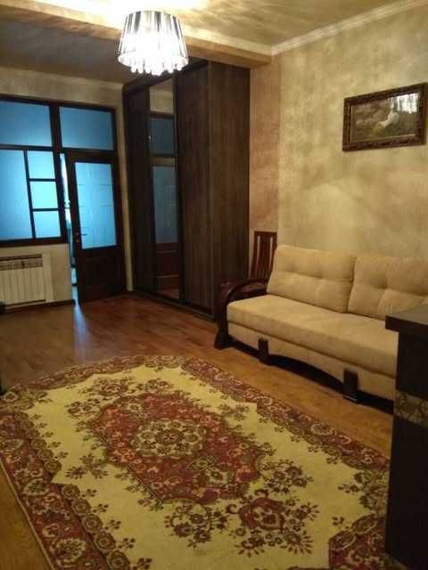 Продава се Двустаен апартамент в София, Център - 65 кв.м за 2831 €/кв.м - Снимка #3