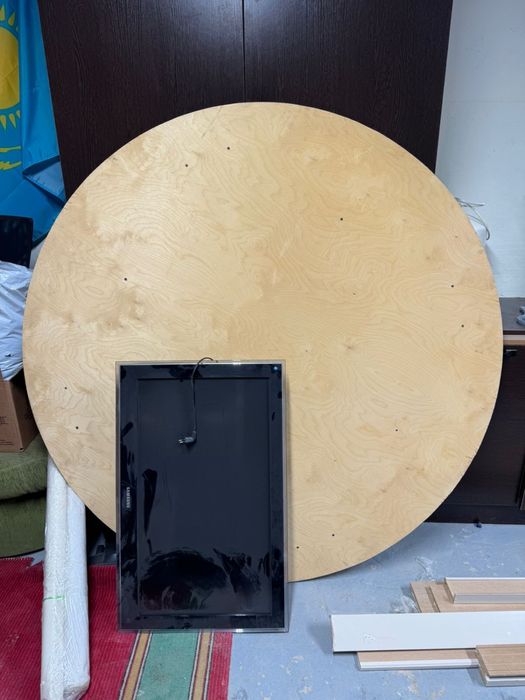 продается стол, 1,50