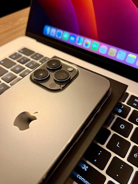 Продам iPhone 14 Pro Max 256 GB Space Black