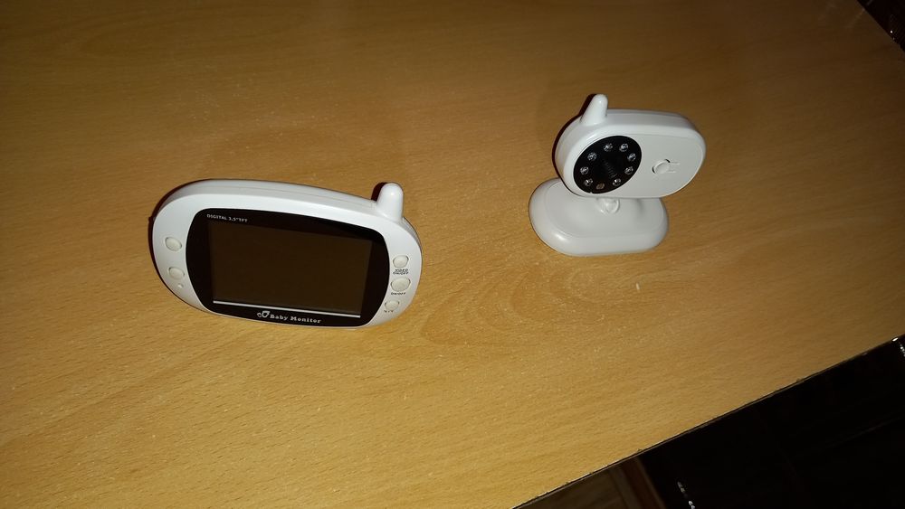 Baby Monitor Wireless cu ecran LCD 3.5 inch si suport audio bidirectio