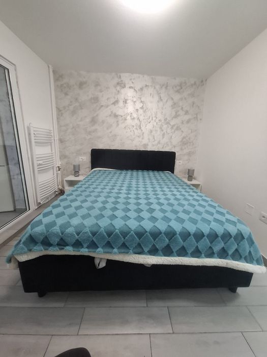 Inchiriez garsoniera