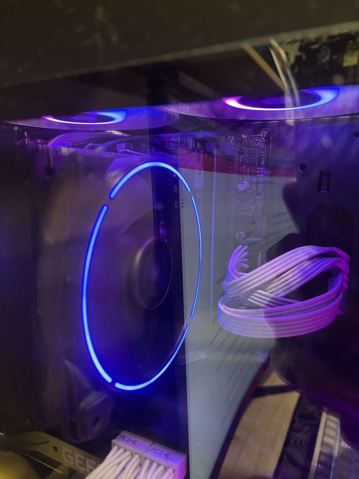 Продам процессор i7 9700