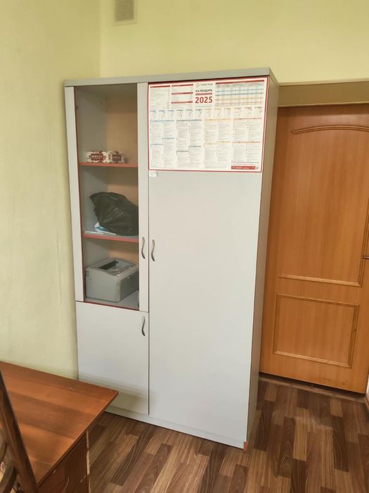 Продам стол письменный со шкафом