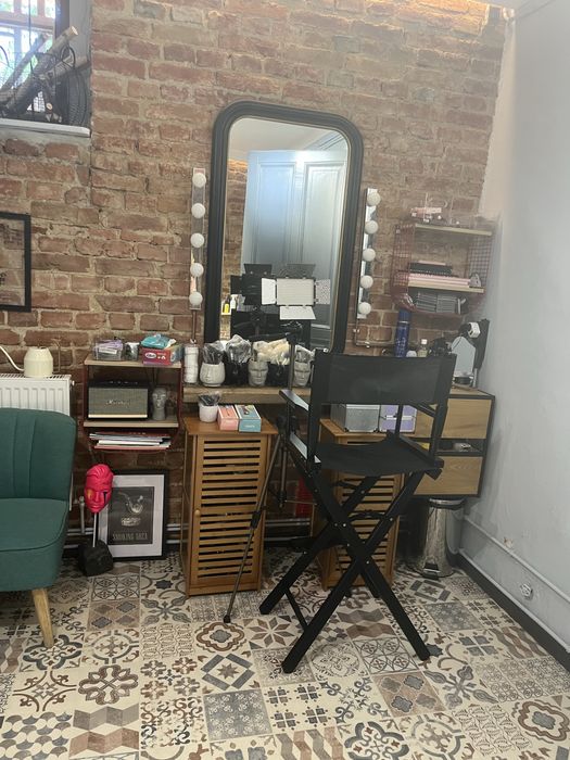 Salon infrumusetare