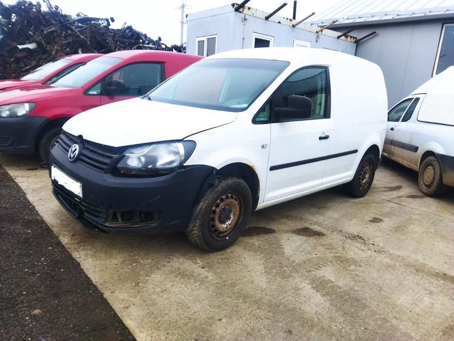 Dezmembram Volkswagen Caddy, an 2012, 1.6 TDI euro 5