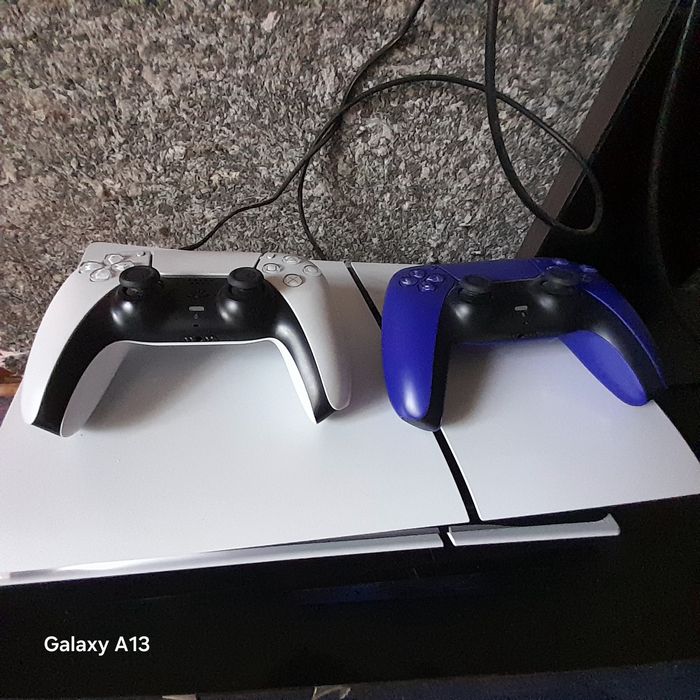 Янги  холати идиални оган одам афсусланмийди. 2 та жостик оригинал...