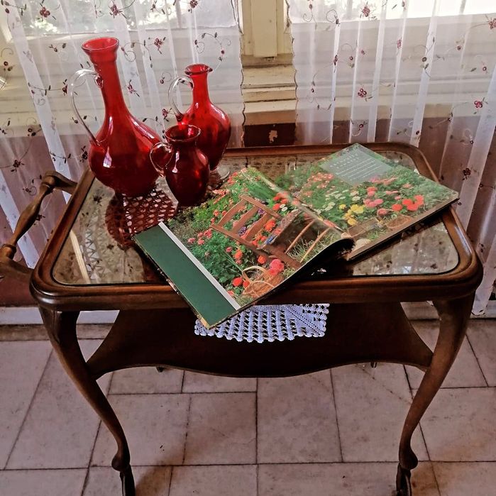 Маса-количка. Винтидж.