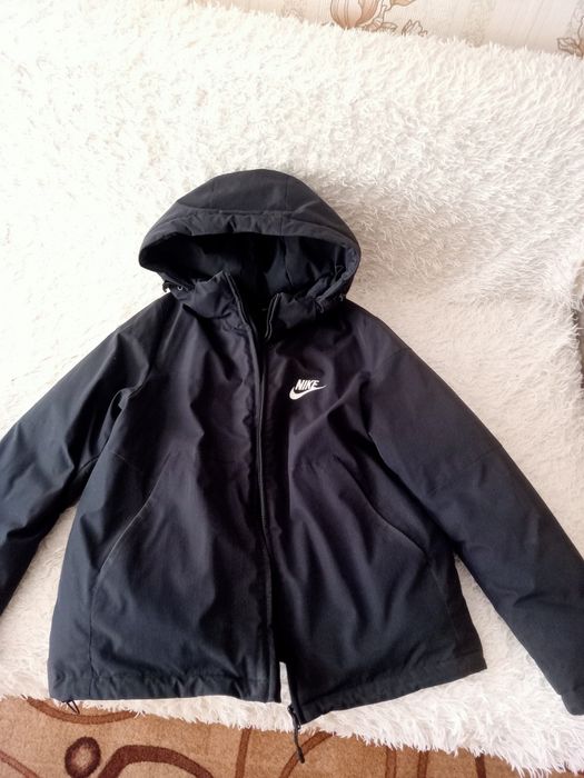 Зимняя куртка Nike