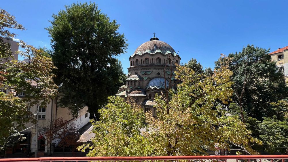 Дава се под наем Тристаен апартамент в София, Център - 65 кв.м за 765 € - Снимка #20