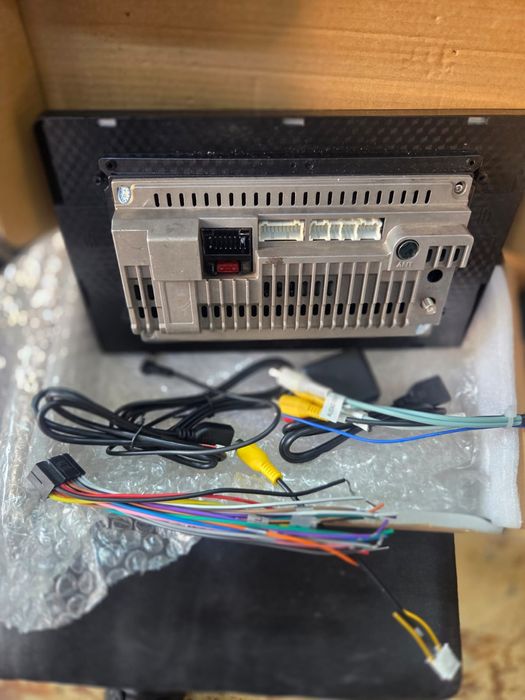 Продам андроид магнитолу