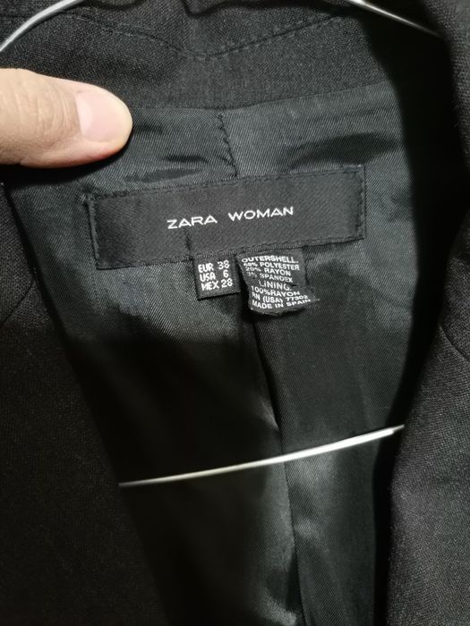 Costum Zara mărimea 38