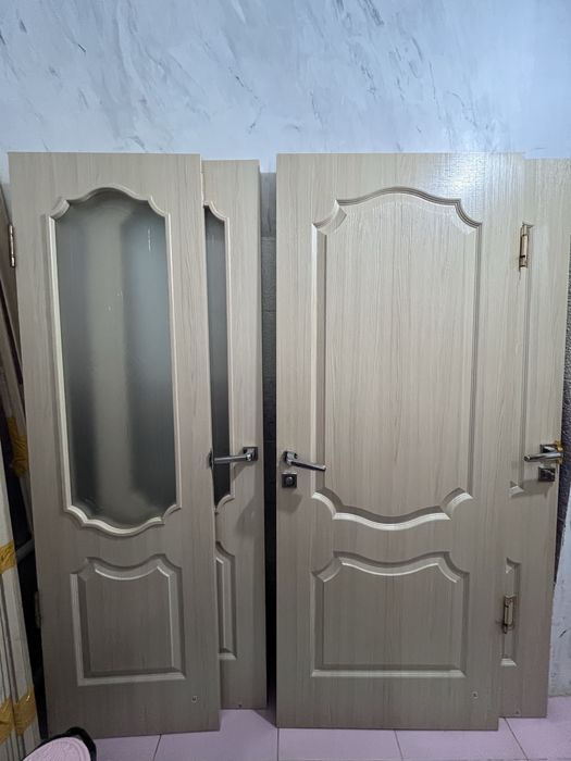 Продаю Дверей и мебель