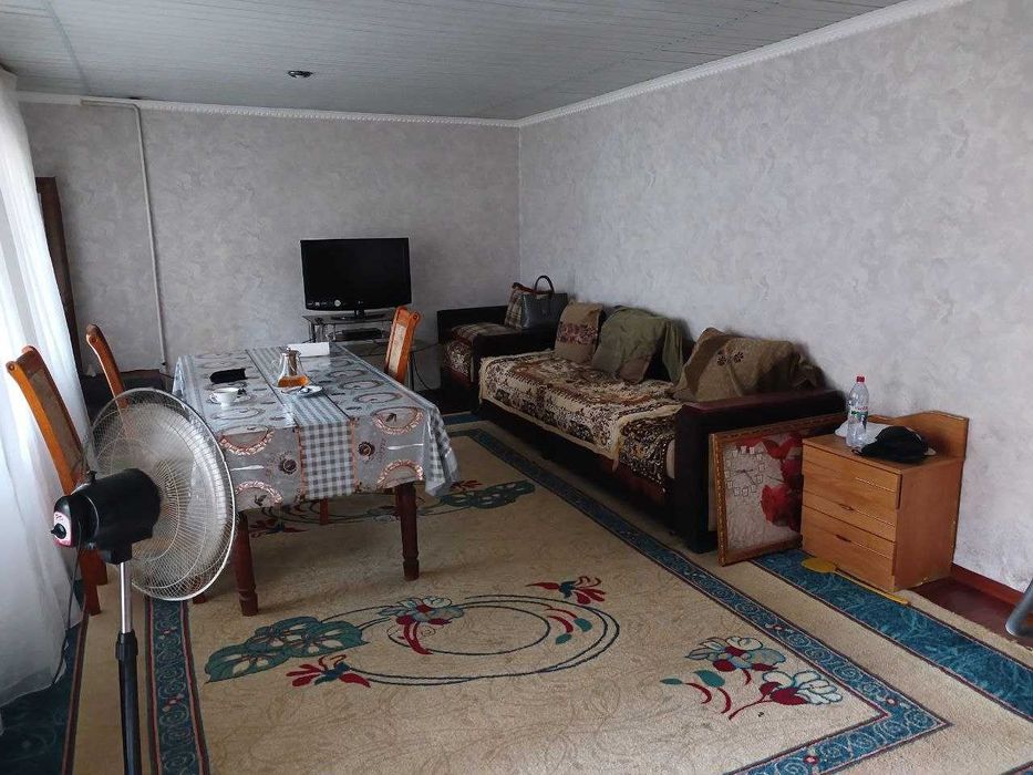 Продается дом в Гулистане, 4,5 соток.