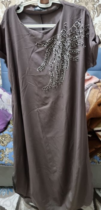 Продаются платья,кофточка. Всё новое. Размер 48 советский