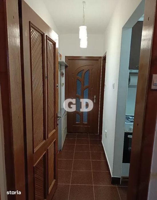 Apartament 2 Camere  De Vanzare zona Cedonia COMISION 0%