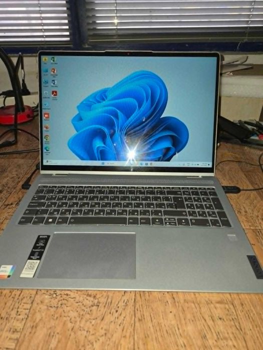 Лаптоп втора употреба Lenovo Flex i5-1235U,16GB RAM, 512GB SSD