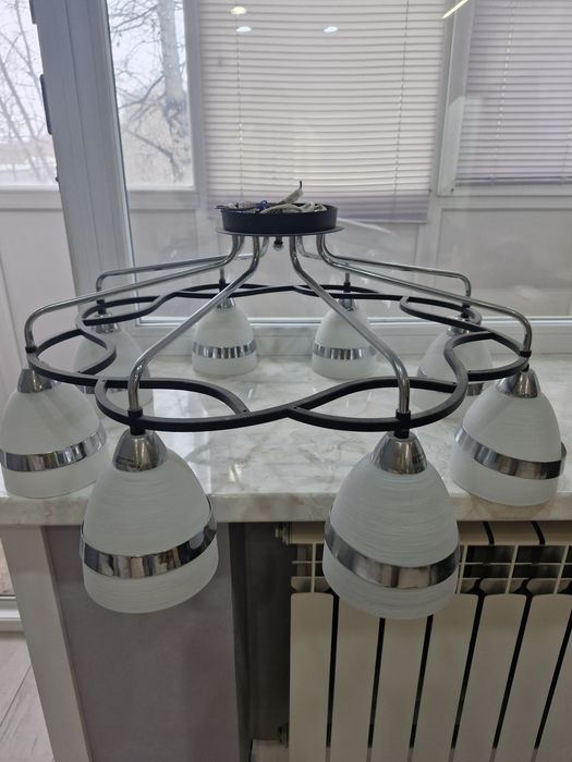 Продам люстры, в отличном состоянии