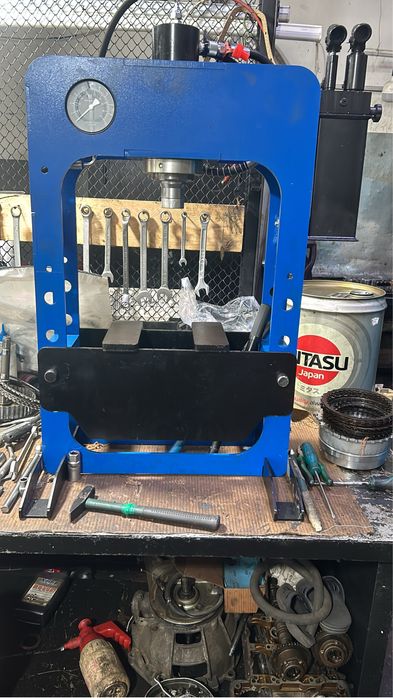 Продам пресс для сто