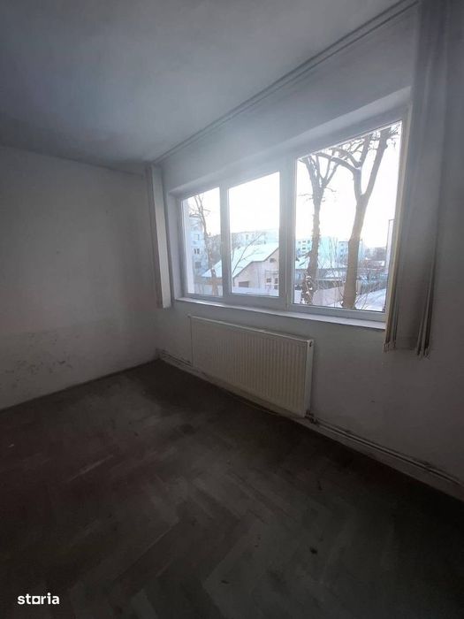 De vanzare apartament cu 2 camere si balcon, 38.000 euro