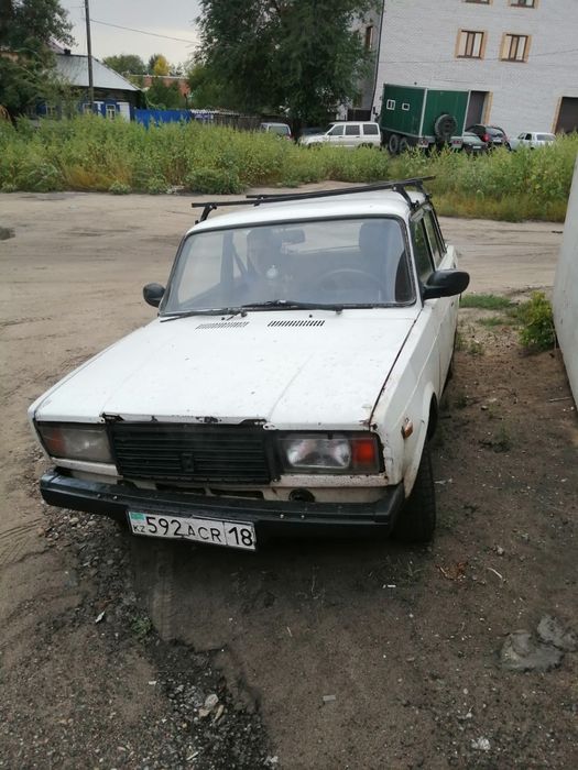 Ваз 2105 в белом цветь