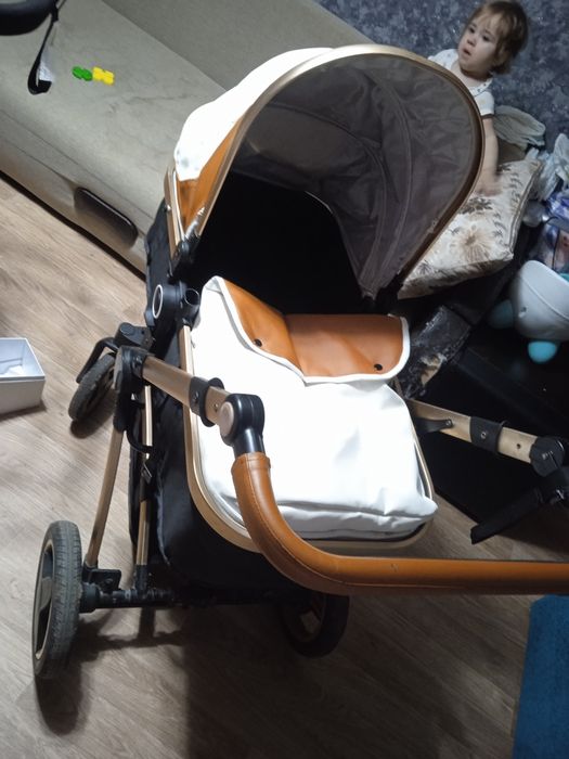 Продам коляску в хорошем состоянии