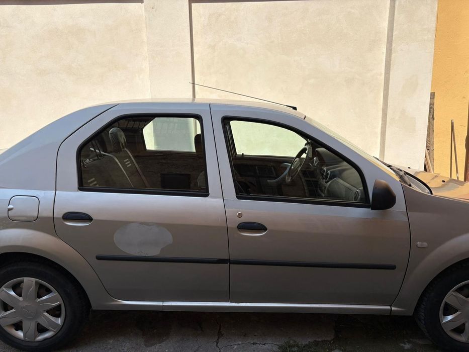 Vand Dacia Logan story 2012  1.6 Benzina+GPL