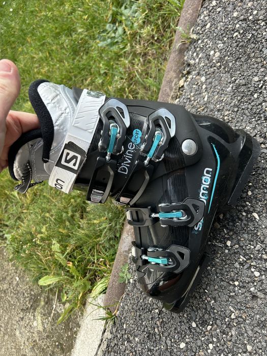 Clapari Solomon Divine Sport marime 24