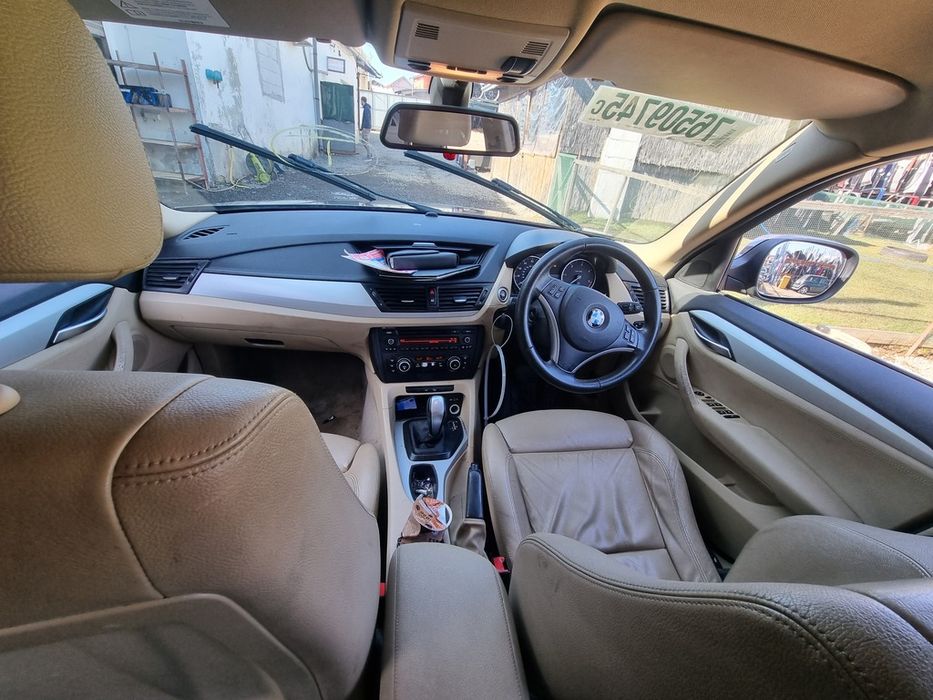 Geam stanga fata BMW X1 E84 - SUV 4 Usi (1467)