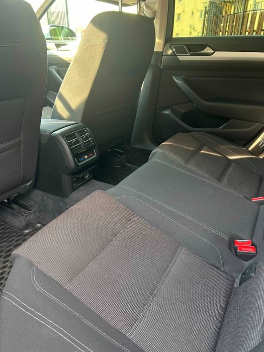 Vând VW Passat B8 Variant 2016 Comfortline – 2.0 TDI 150CP – Stare Excelentă