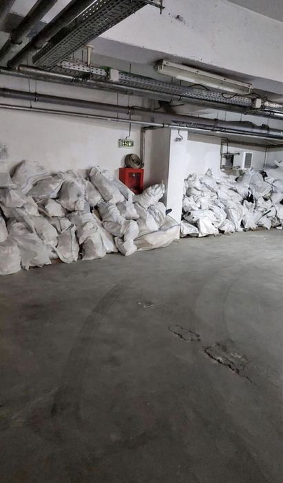 TRANSPORT MOLOZ• DEMOLARI manuale•Debarasari mobila veche