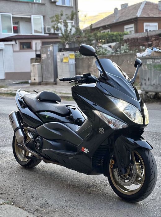 yamaha tmax 500.