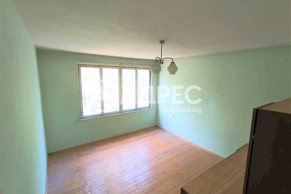 Продава се Многостаен апартамент в Разград, Житница - 130 кв.м за 765 €/кв.м - Снимка #2