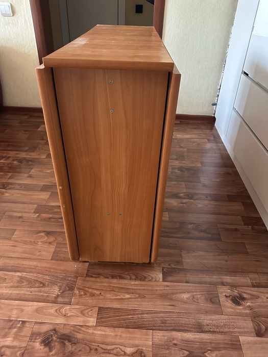 Раскладной стол.