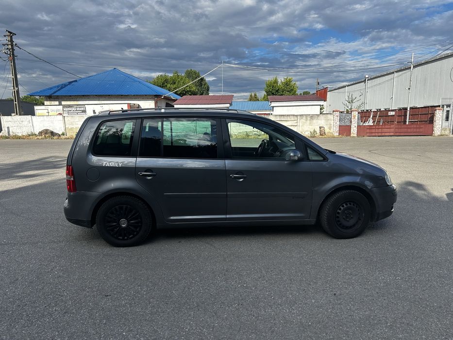 VOLKSWAGEN Touran 2006 — imagine 4