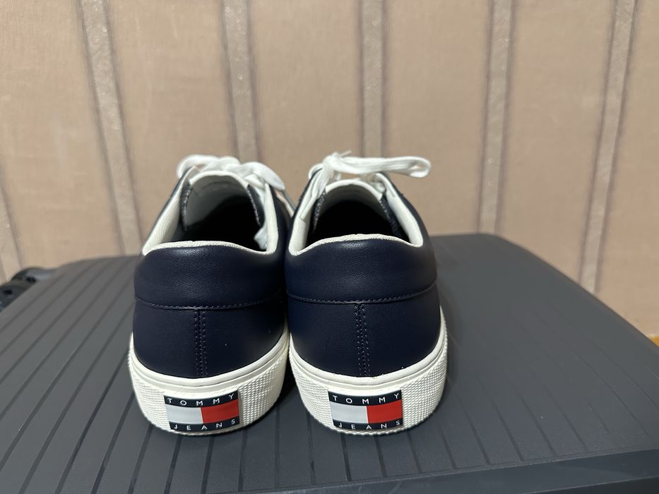 Мужские кроссовки 46 размера